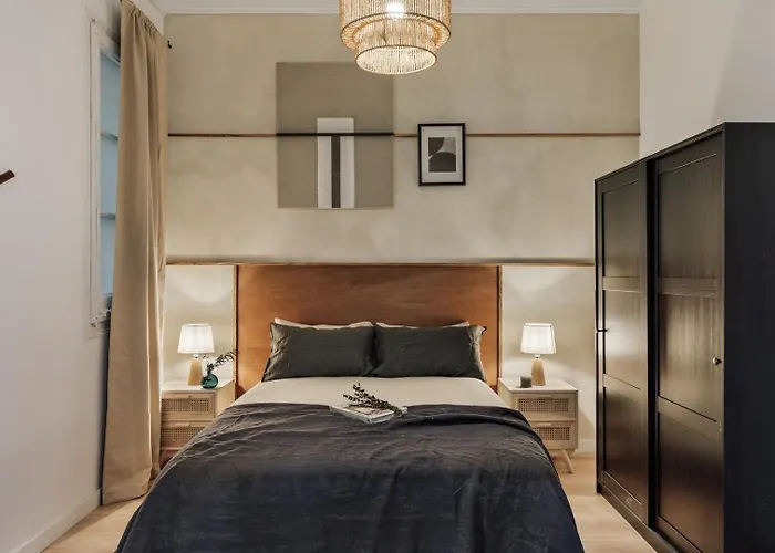 公寓 Quira - 4 Bedrooms And Balcony In Eixample Dreta 巴塞罗那